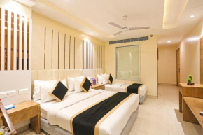 Hotel Worth Newly Bulit - New Delhi